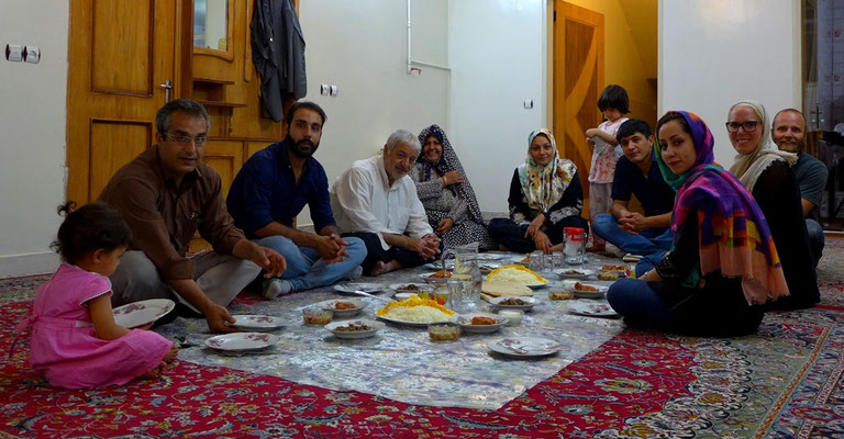 Familie von Mir. Reza