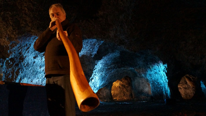 Didgeridookonzert in der Höhle