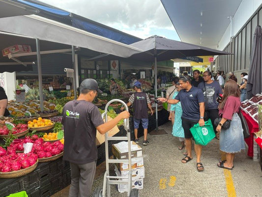 Brisbane Inala - ベトナム人街　新鮮な野菜が売られていました