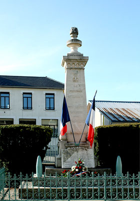 Monument aux Morts d'Aranc