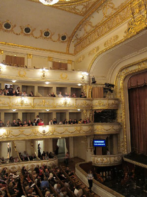 Oper und Ballett (innen)