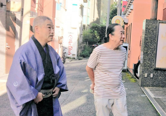津の守講談会