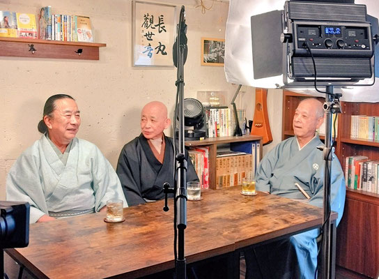 津の守講談会