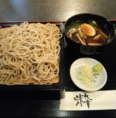 西日暮里で初めて入るお蕎麦屋さん　鴨せいろ