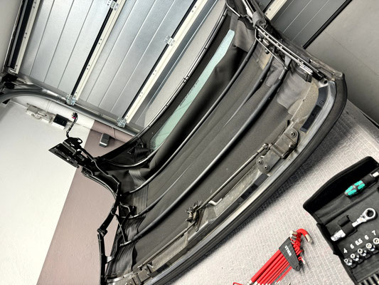 Audi TT 8N Verdeckgestell im ausgebauten Zustand