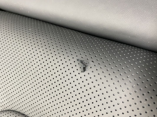 Mercedes V-Klasse - Loch im perforierten Leder