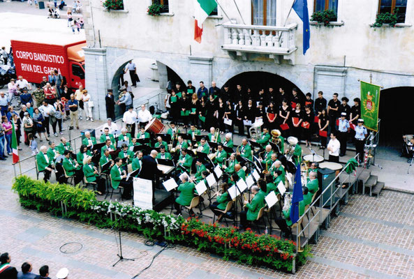 Concerto per la festa della Repubblica. Piazza 3 novembre Riva del Garda