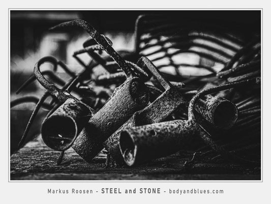 STEEL and STONE - Q01