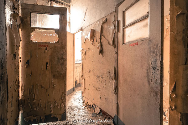 Lazarett Teil 2 - lostplace.eu