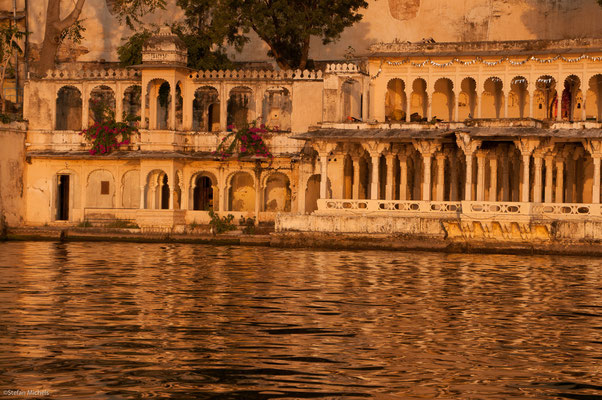 Abendstimmung in Udaipur am Pichola-See