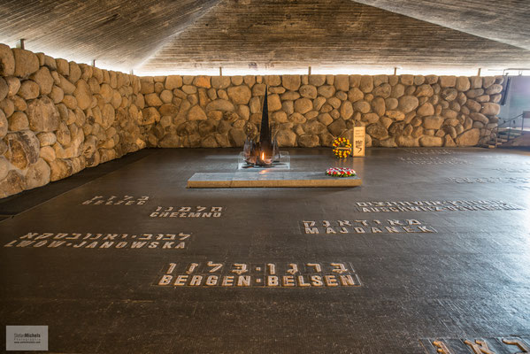 Yad  Vashem - Die „Halle der Erinnerung“.
