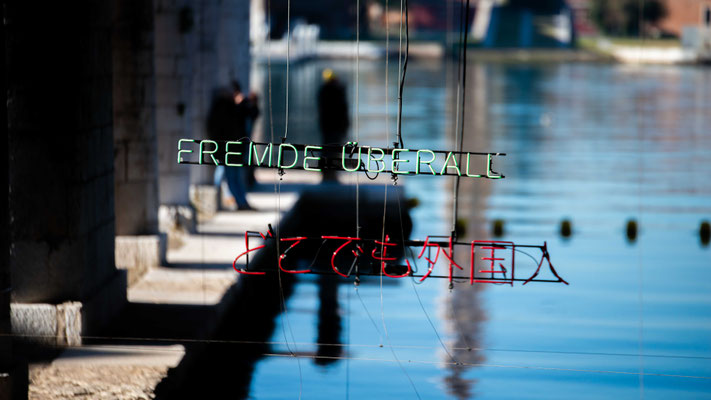 Die Biennale findet alle 2 Jahre in Venedig statt.