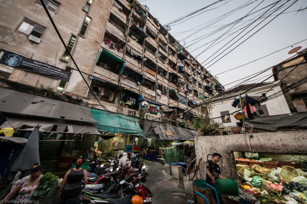 Bangkok bildete ursprünglich nur ein kleines Fischerdorf am östlichen Ufer des Chao Phraya.