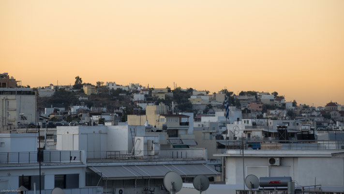 Athen hat ca. 700.000 Einwohner.