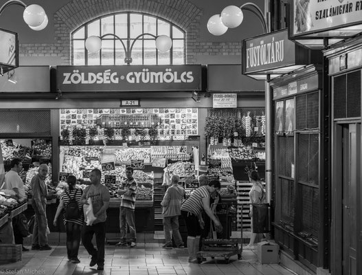 Bis 1932 war die Markthalle der größte und wichtigste Marktplatz in Budapest.