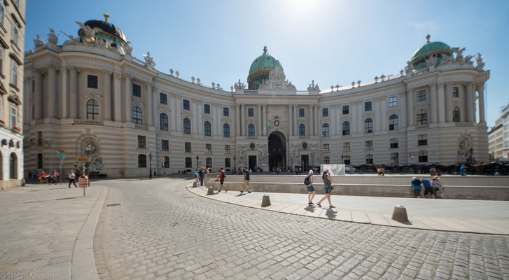 Erste Station : Wien