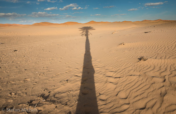 Sahara -Der einzige Fluss, der die Sahara quert, ist der Nil.