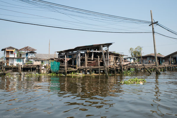 Im Stadtteil Thonburi und Bangkok gibt es noch einige größere Khlongs.