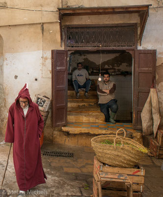 Fès -In saadischer Zeit wurden außerdem die beiden Zitadellen (Borj Nord und Borj Sud) errichtet, die sich auf den Hügeln über der Altstadt befinden.