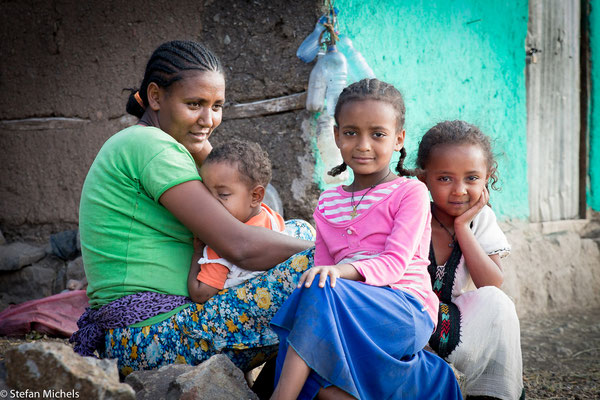 Lalibela - Besuch bei einer Familie mit gemeinsamem Essen.