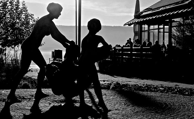 Brunnen am Wassertreppe in Winter Sipplingen am Bodensee 