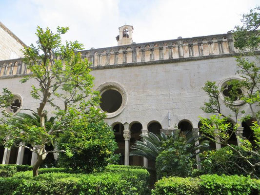 Der Kreuzgang im Franziskanerkloster