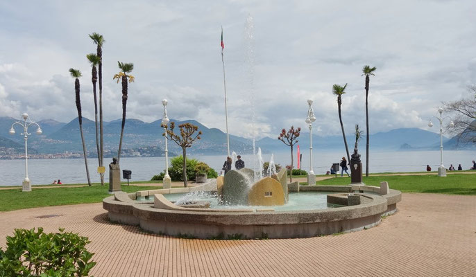 Promenade Lungolago