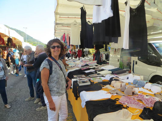 Auf dem Markt in Salo