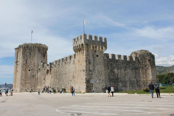 Kastell