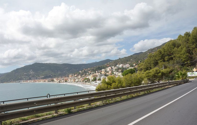 erster Blick auf Alassio