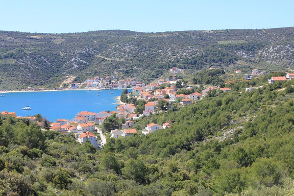 Blick auf den Ort Marina