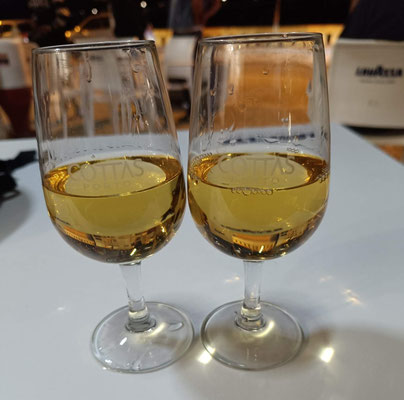 Am Abend gab's den ersten Portwein 