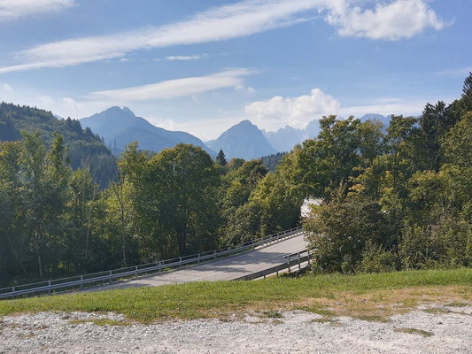 Ein letzter Blick zurück auf die Berge