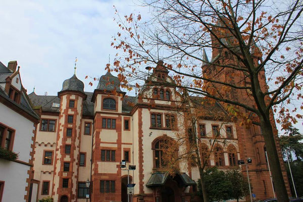 Ehem. Schloss - jetzt Rathaus