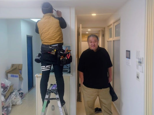 イクメンリフォームによる愛知県名古屋市の分譲マンションの激安クロスの張替え