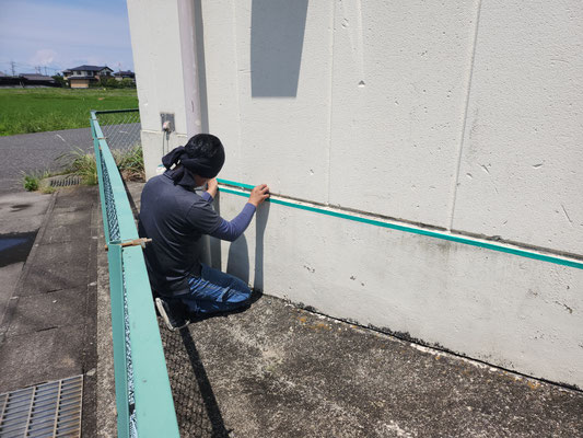 愛知県海部郡蟹江町の工場のトイレの激安リフォーム