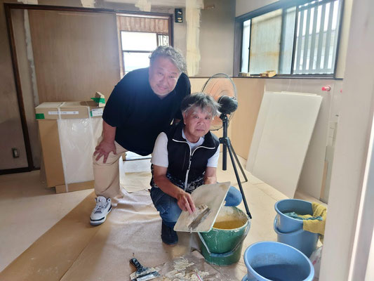 イクメンリフォームによる愛知県名古屋市の中古住宅の激安リフォーム中！
