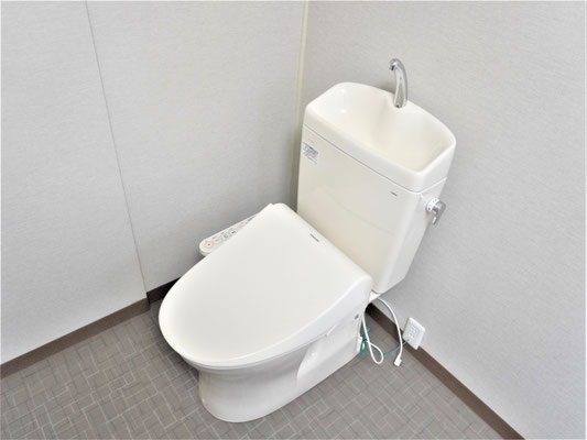 岐阜県各務原市　トイレの激安リフォーム