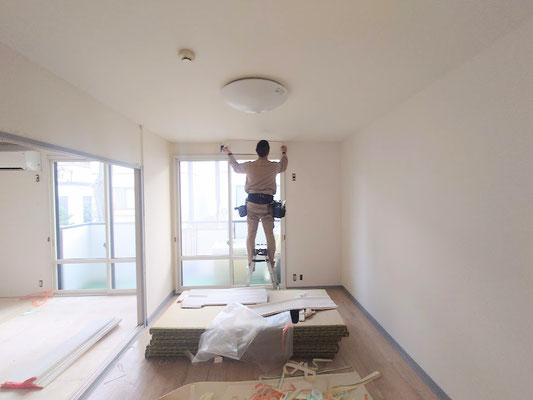 岐阜県各務原市の賃貸アパートの激安クロスの張替え