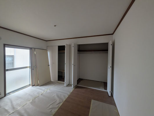 愛知県名古屋市の中古住宅の激安壁紙の張替えをしました