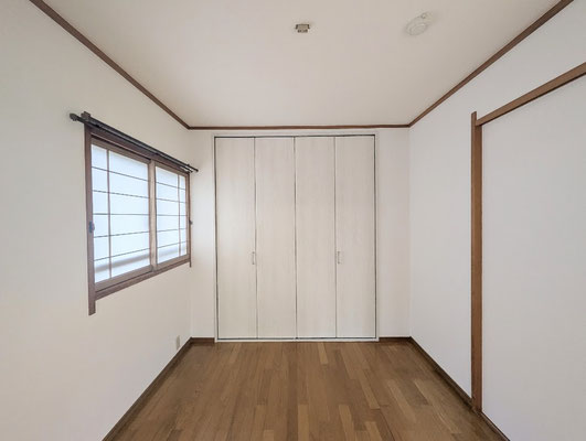 愛知県瀬戸市の分譲マンションの和室の押入れをクローゼットにリフォーム
