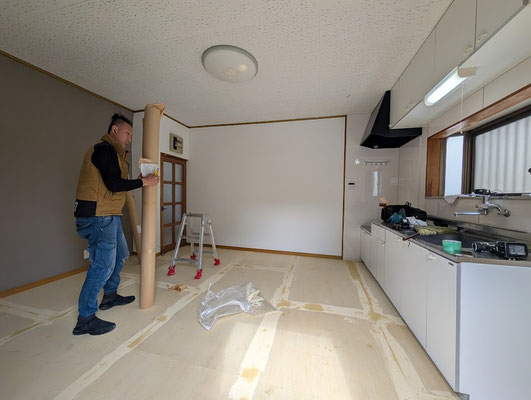 イクメンリフォームによる岐阜県安八郡安八町の空き家の激安内装工事中！