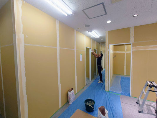 イクメンリフォームによる岐阜県岐阜市のメンズクリニックの内装工事中！