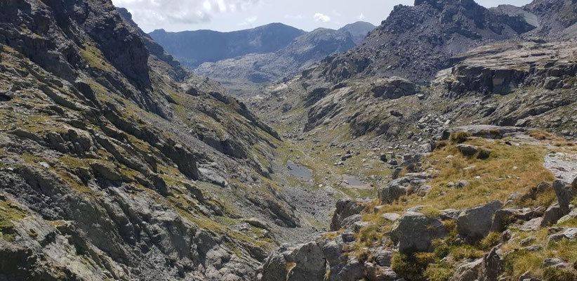 Haut de la vallée des Merveilles depuis la Baisse de Valmasque