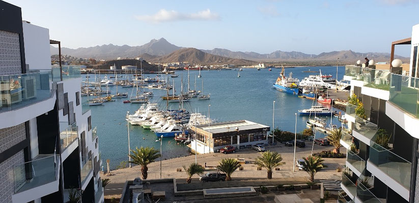 Port de plaisance de Mindelo depuis l'hôtel