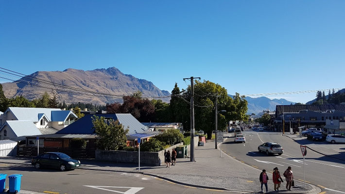 Queenstown à  la porte des montagnes
