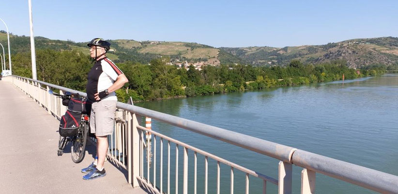 Passage de la Dôme à l'Ardèche à Sarras