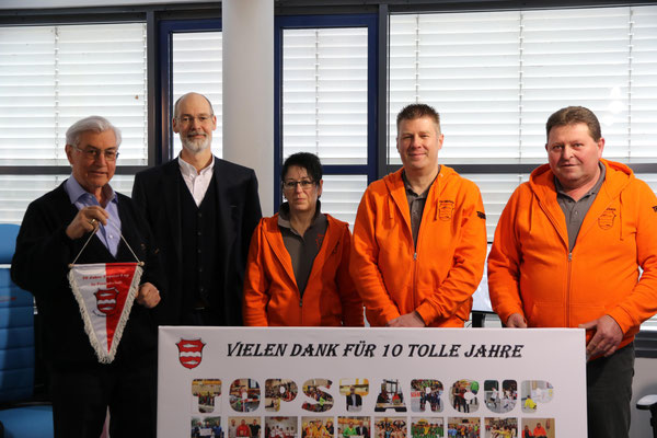 Zum 10-jährigen Jubiläum des TOPSTAR-Junior-Cup (TSV Fischach e.V.) gab es eine großzügige Spende von 2.500 €