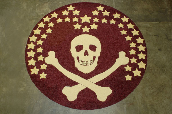 Red Alert, 2007. Beans, rice and corn. 4m diameter