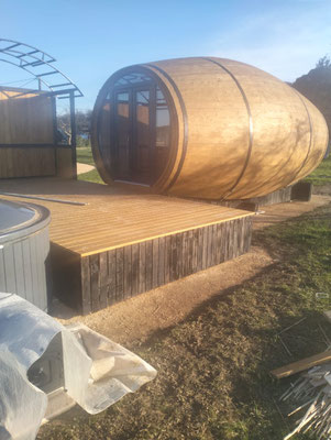 Hébergement tonneau à vin, hébergement viticole, séjour viticole , dormir dans un tonneau à vin, habitat insolite tonneau à vin , habitat insolite barrique, Habitat insolite foudre , fabricant tonneau insolite, fabricant foudre insolite , habitat insolite